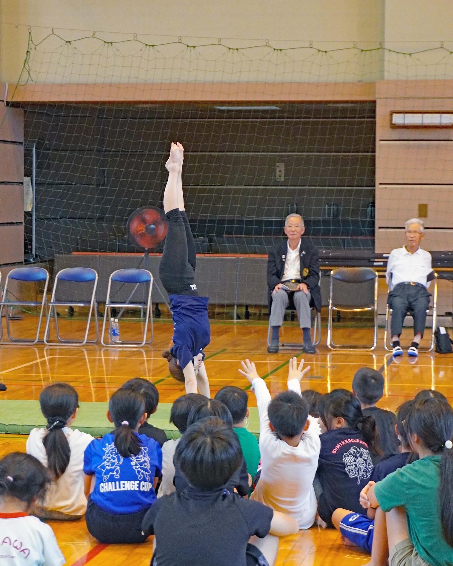 鶴見虹子先生の体操教室