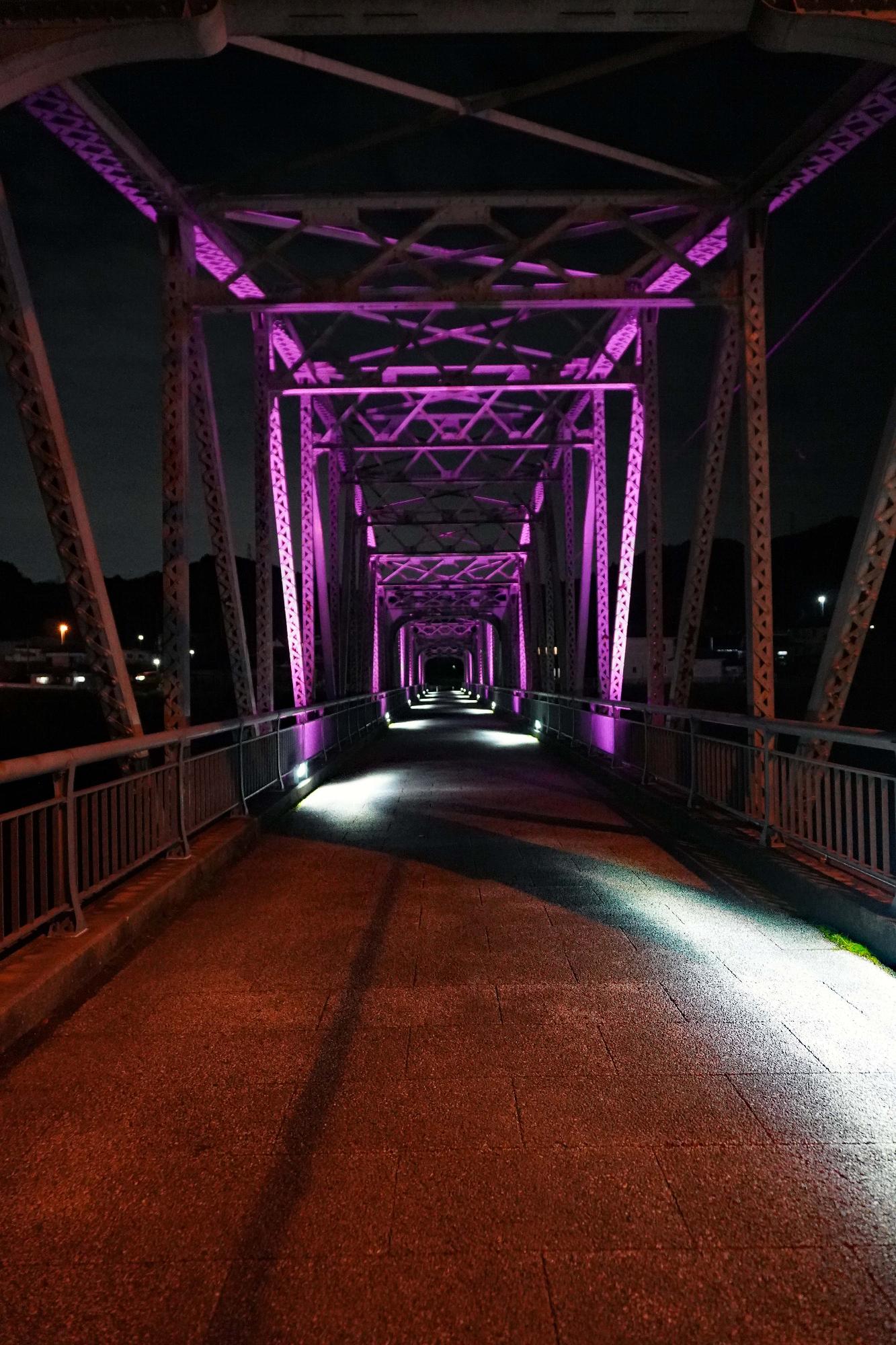 平山橋ライトアップ