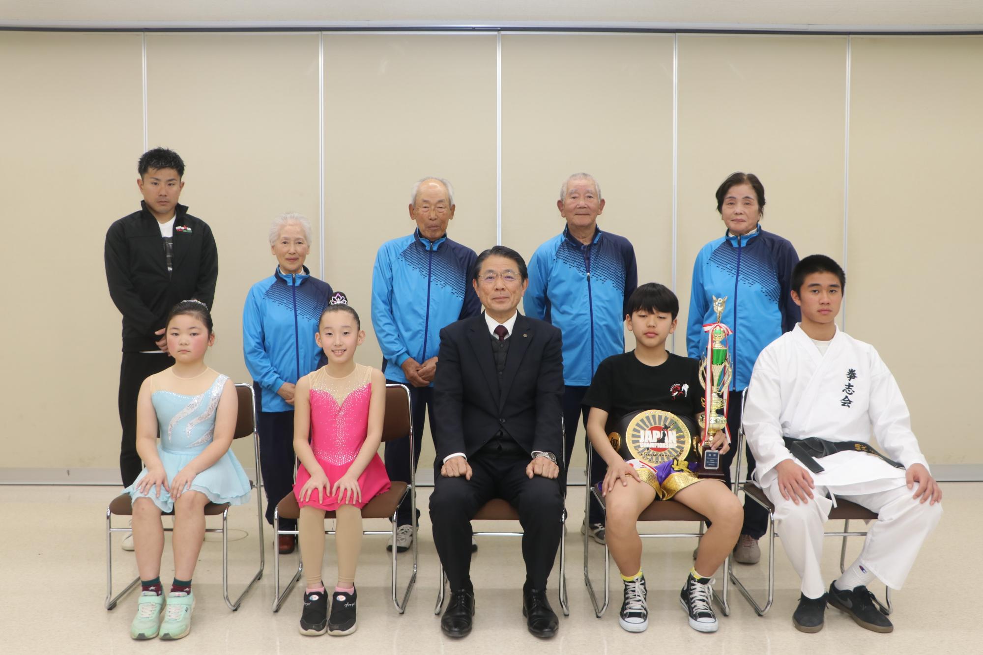 全国大会等出場奨励金交付式