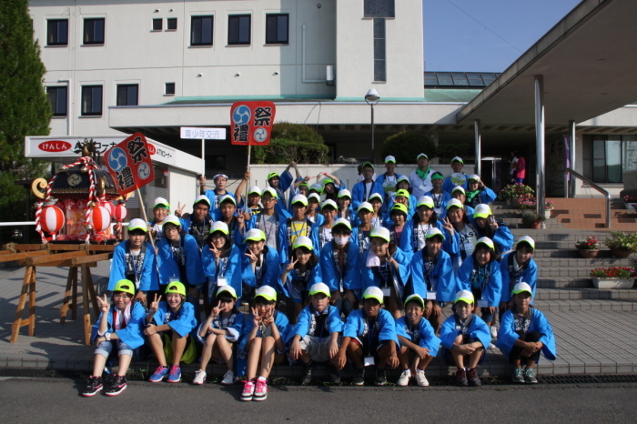 （写真）青少年県外交流事業の集合写真