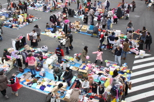 （写真）リサイクルマーケット