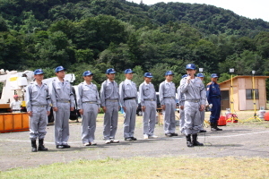 <p>あいさつをする小野澤町長</p>