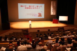 （写真）太田夏江氏による講演