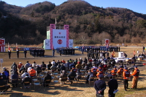 （写真）消防団員・消防職員集結