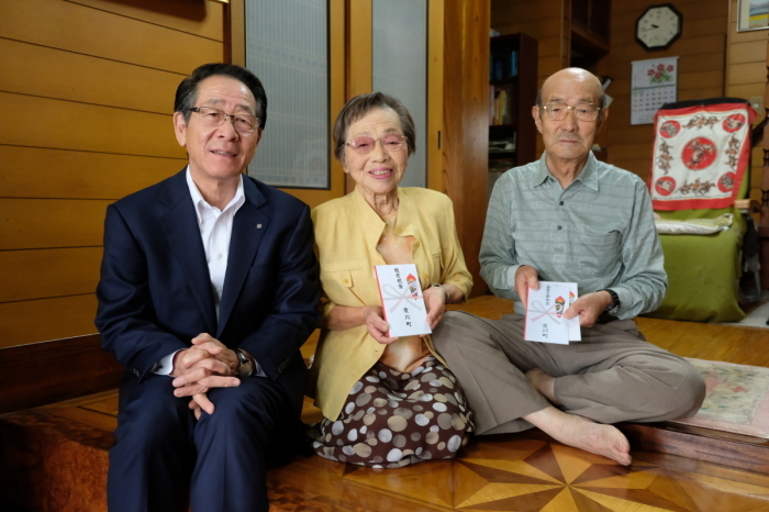 （写真）小野木好雄さん・美智子さん