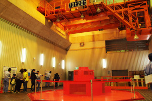 （写真）愛川第1発電所の見学会