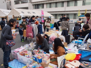 （写真）リサイクルマーケット