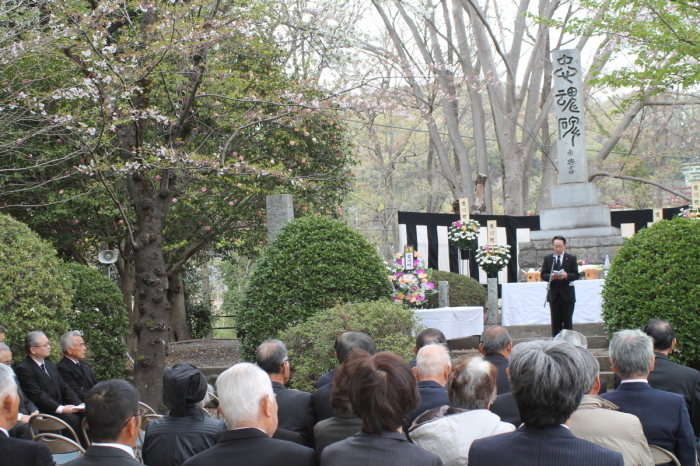 （写真）小野澤町長による式辞