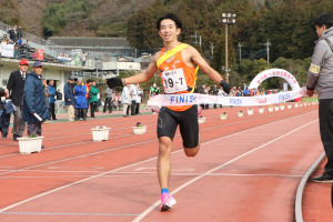 （写真）優勝した細野区Aチームのゴール