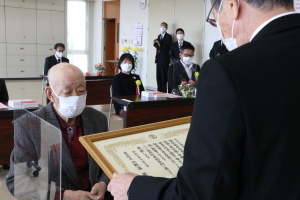 （写真）佐川福造さん