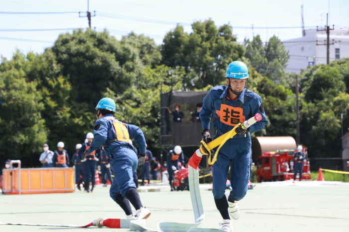 （画像）操法を演技する選手