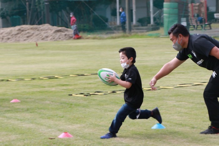 （写真）ラグビー体験