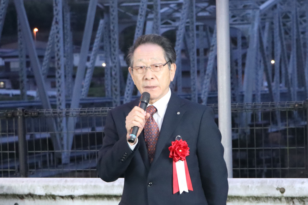 （写真）小野澤町長あいさつ