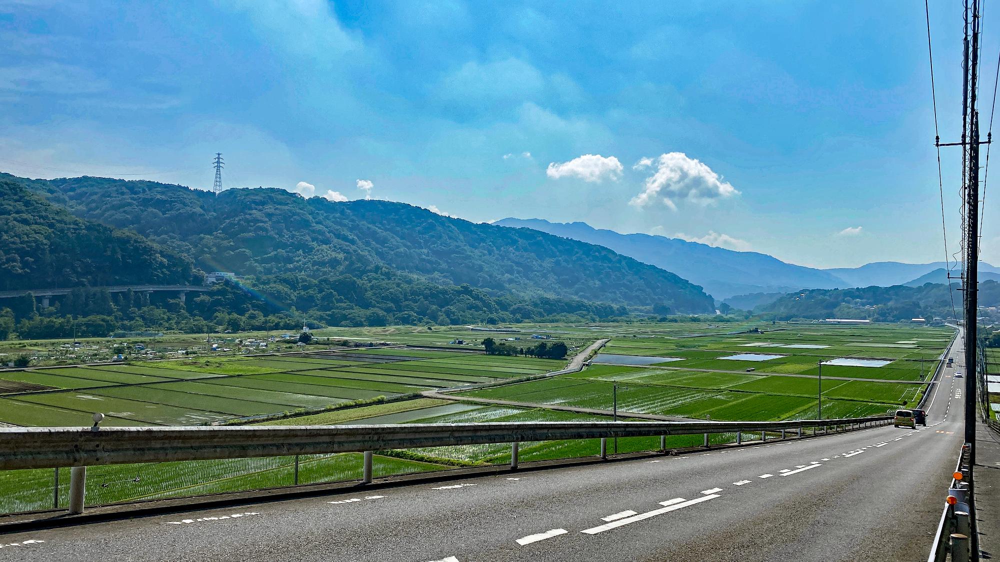 （写真）水道坂からの箕輪耕地遠望